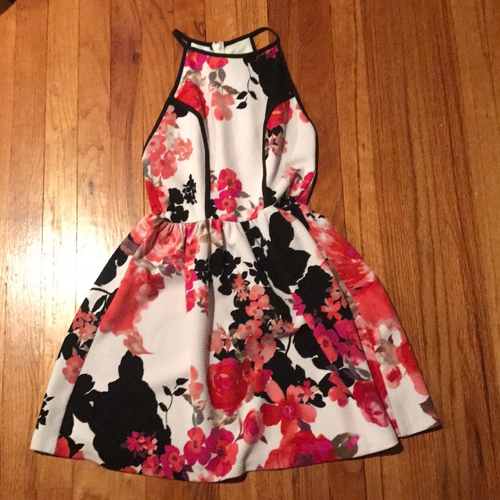 love...ady floral dress